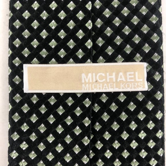 Michael Kors Mens Necktie 100% Silk Green Black Silver Diamond Pattern 3.5"x60" - Picture 2 of 5